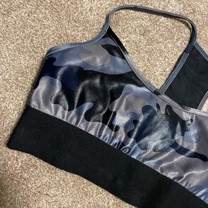 Koral sweeper sports bra. NWOT